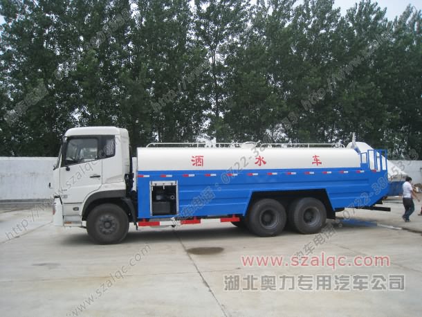 東風(fēng)后雙橋綠化噴灑車(chē)★園林綠化灑水車(chē)價(jià)格★灑水車(chē)制造廠(chǎng)	