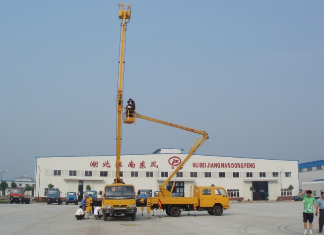 江特牌14米高空作業(yè)車價格，江特牌14米高空作業(yè)車廠家