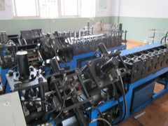 免熏蒸包裝箱圍邊鋼帶成型機，出口包裝箱包邊鋼帶數(shù)控全自動設(shè)備