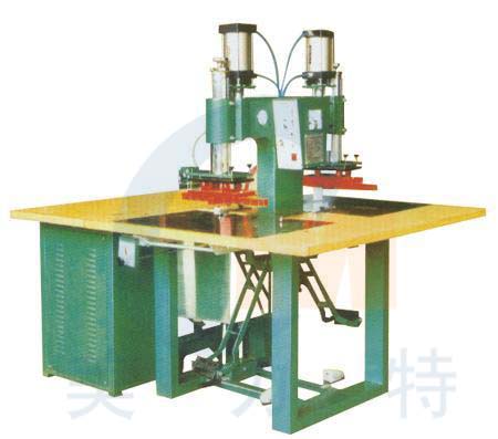 塑膠切邊機(jī)   塑膠切邊機(jī)價(jià)格