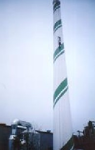 華能高空承接煙囪刷色環(huán)、美化