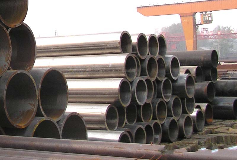 專業(yè)供應(yīng)16mn厚壁無縫鋼管,16mn厚壁無縫鋼管價格表，厚壁管