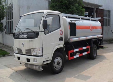 東風(fēng)福瑞卡油罐車 廠家直銷