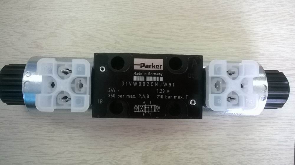 現(xiàn)貨熱銷(xiāo)派克電磁閥換向閥D1VW002CNJW91原裝進(jìn)口假一罰十