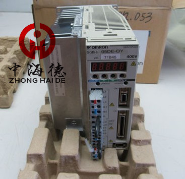 JUSP-0P02A 安川伺服電機(jī)！開(kāi)搶吧兄弟！