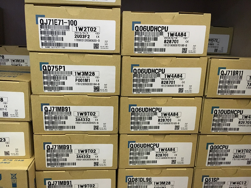 特價三菱Q06HCPU模組全新原裝特價中可開票