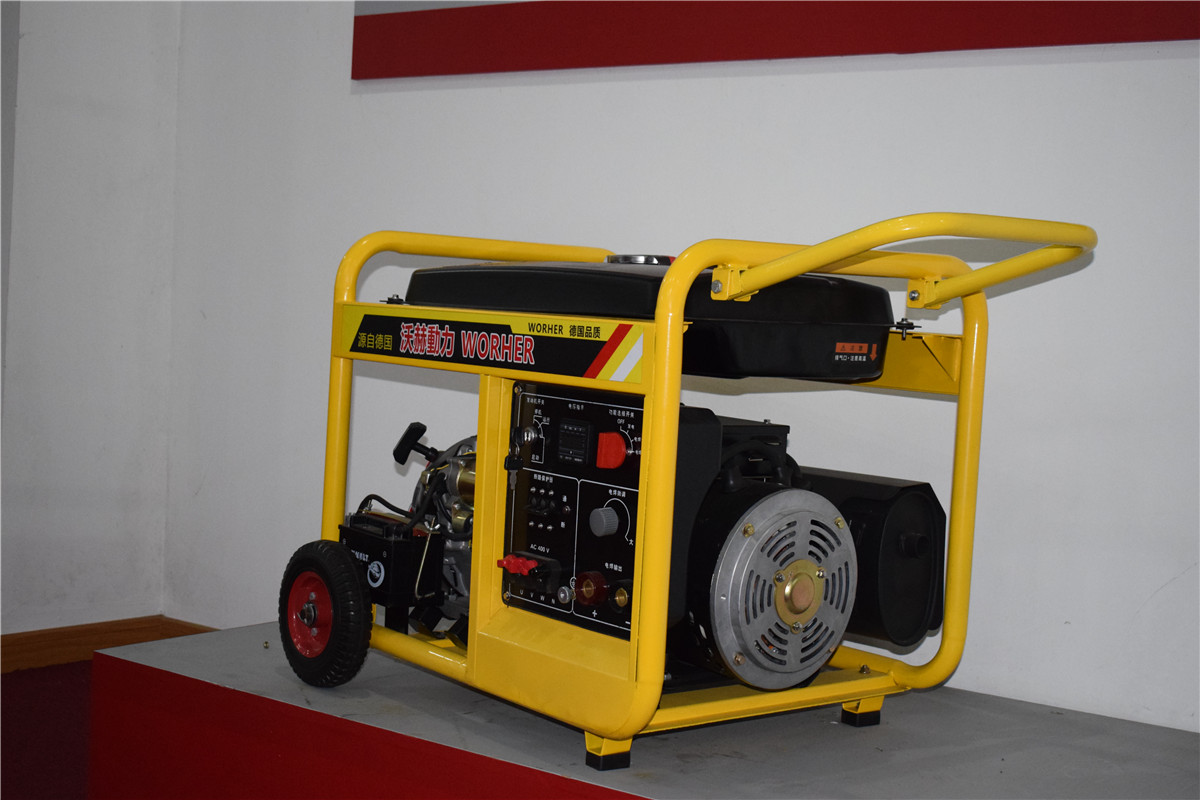250A自帶發(fā)電機(jī)的電焊機(jī)