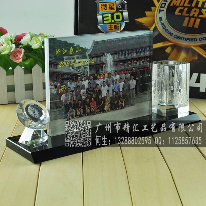 西寧同學(xué)聚會(huì)紀(jì)念品廠家，西寧師生聯(lián)誼會(huì)水晶禮品定做