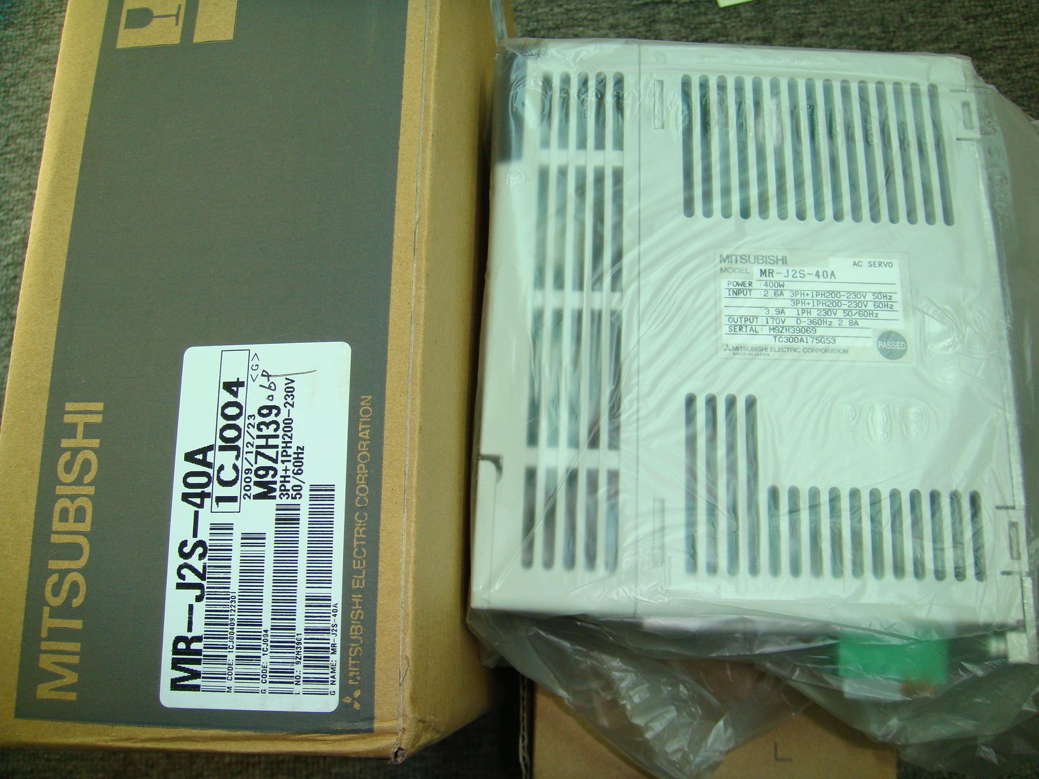 三菱J4系列伺服電機(jī)MR-J4-10A全新原裝