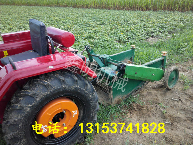 山東鑫明高效薯類(lèi)挖掘機(jī)圖片 大型紅薯收獲機(jī)收凈率高