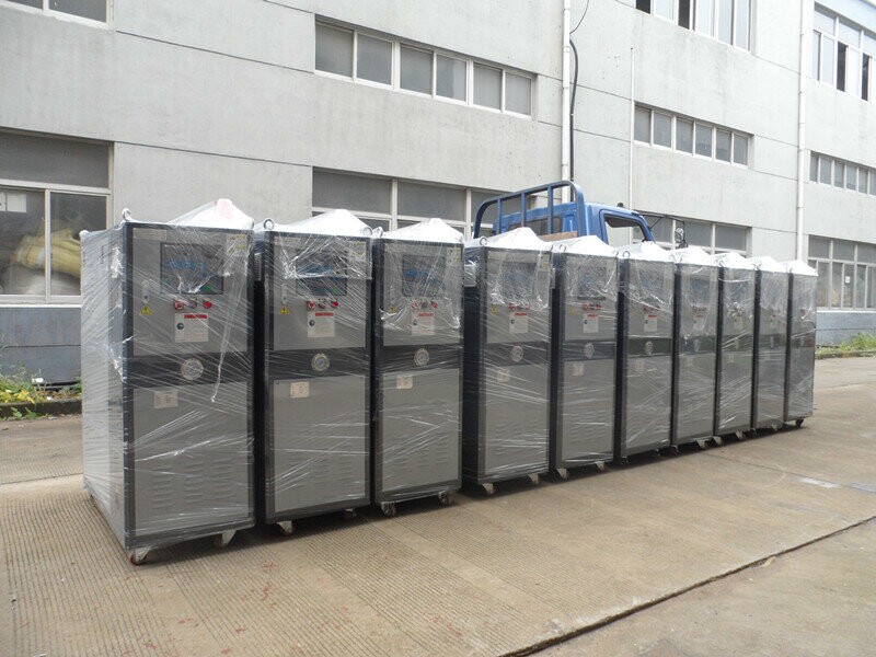 信陽(yáng)市商城縣油循環(huán)溫度控制機(jī)供應(yīng)商