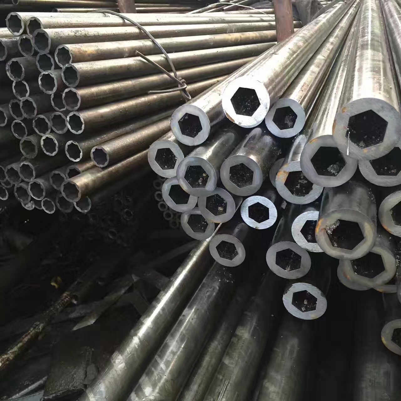 63*8mm45號(hào)三角鋼管