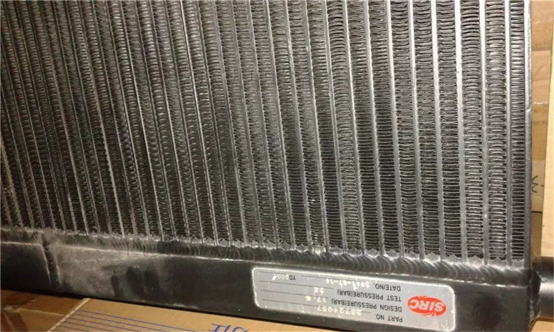39893151=42467449英格索蘭冷卻器