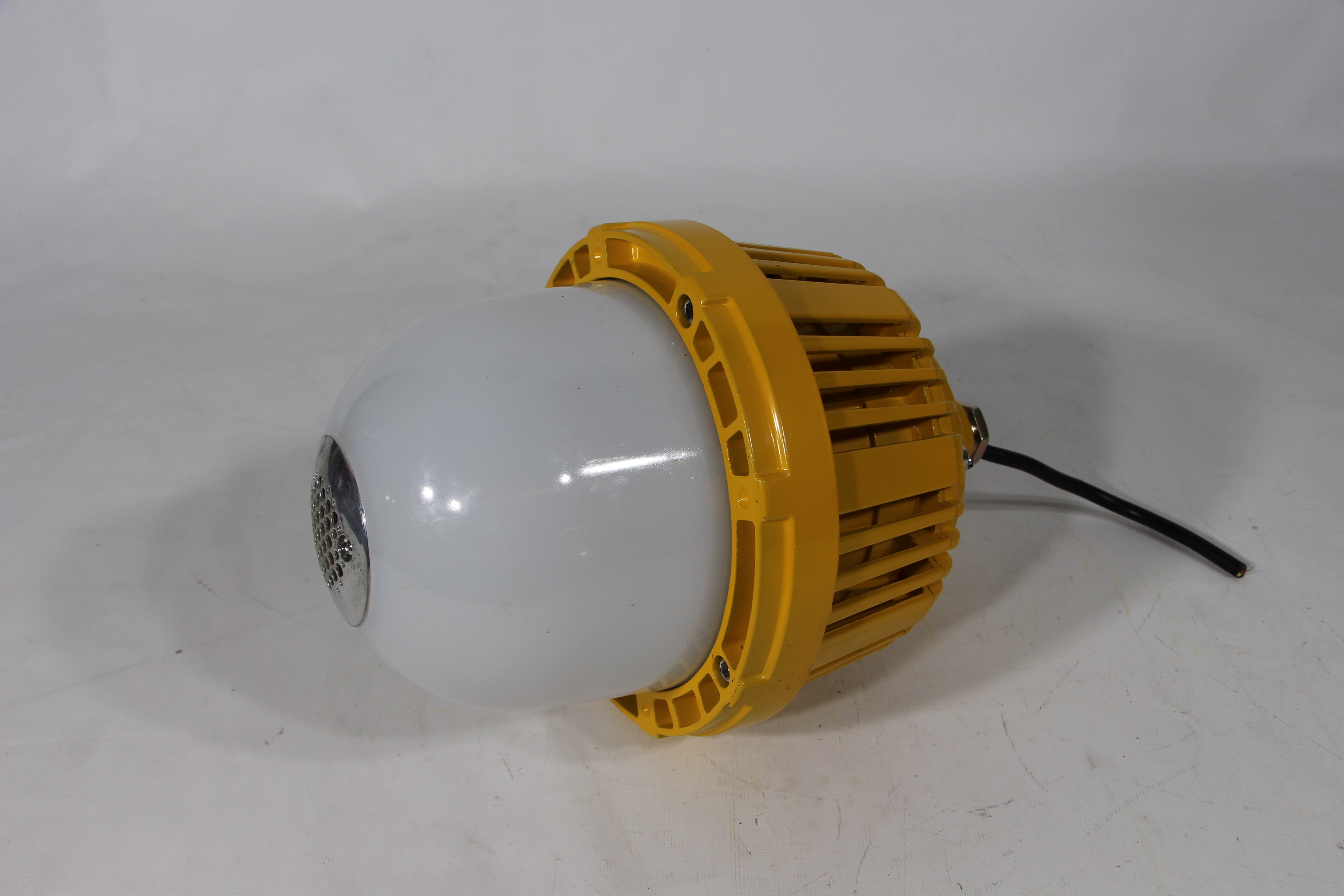 對(duì)流型50W華榮LED防爆燈 led燈加油站燈