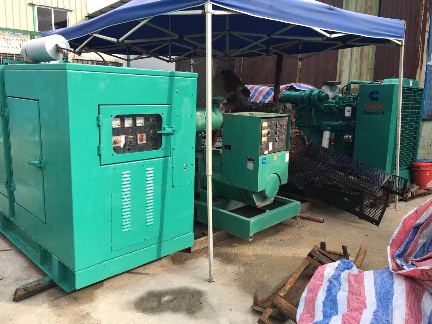 蒼南300千瓦發(fā)電機(jī)租賃，蒼南500KW發(fā)電機(jī)出租價(jià)格