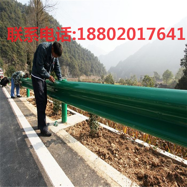 三亞道路安全欄價格 萬寧托架式波形護欄定做 ?？诓ㄐ巫o欄批發(fā)