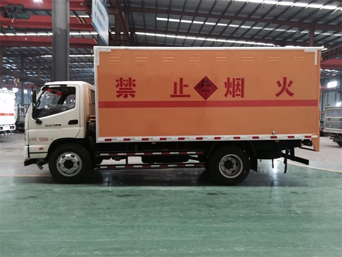 毒性運(yùn)輸貨車毒性運(yùn)輸車