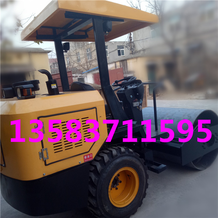鼎誠(chéng)3.5噸壓路機(jī)廠家現(xiàn)貨現(xiàn)售DC3.5T