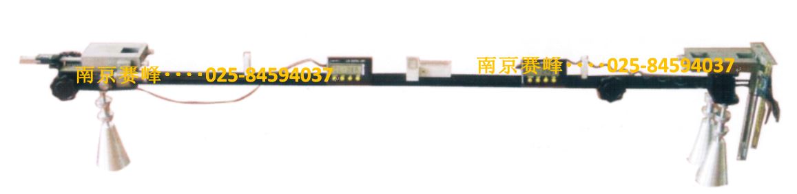 鐵路軌距尺檢定器