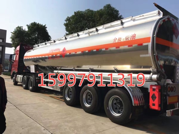 歐曼運(yùn)油車廠家