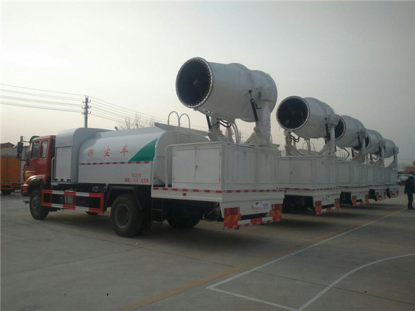 東風(fēng)12噸灑水車運水車