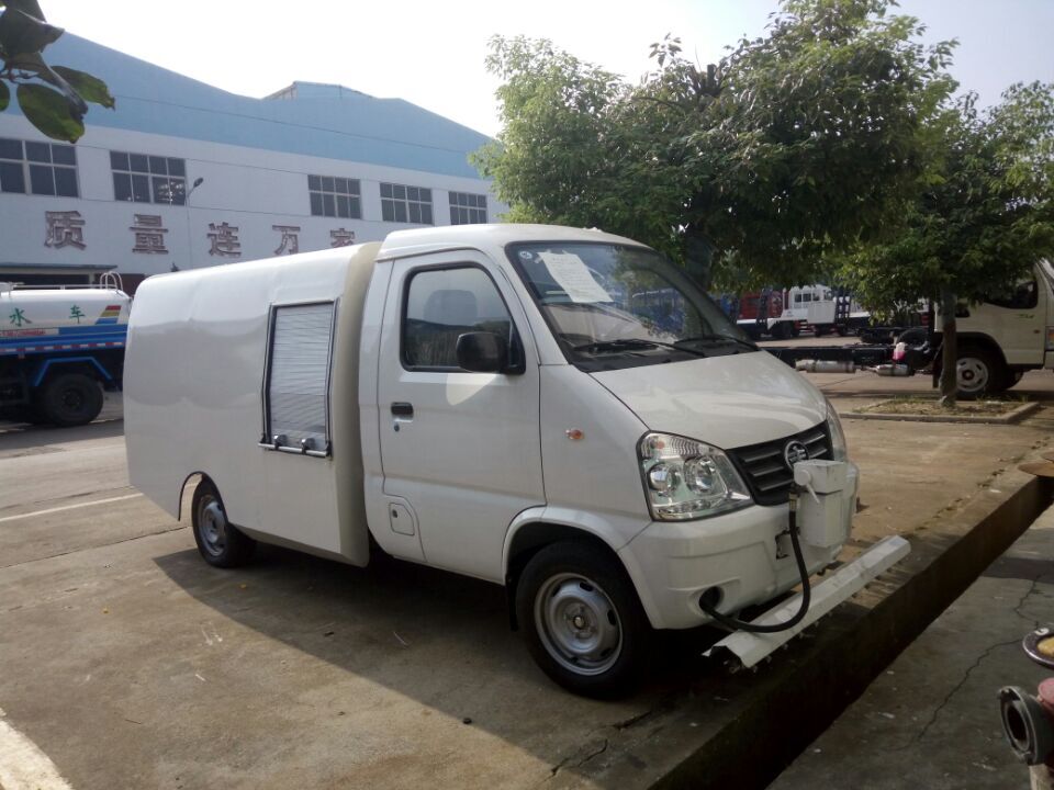 日照小型路面沖洗車生產點