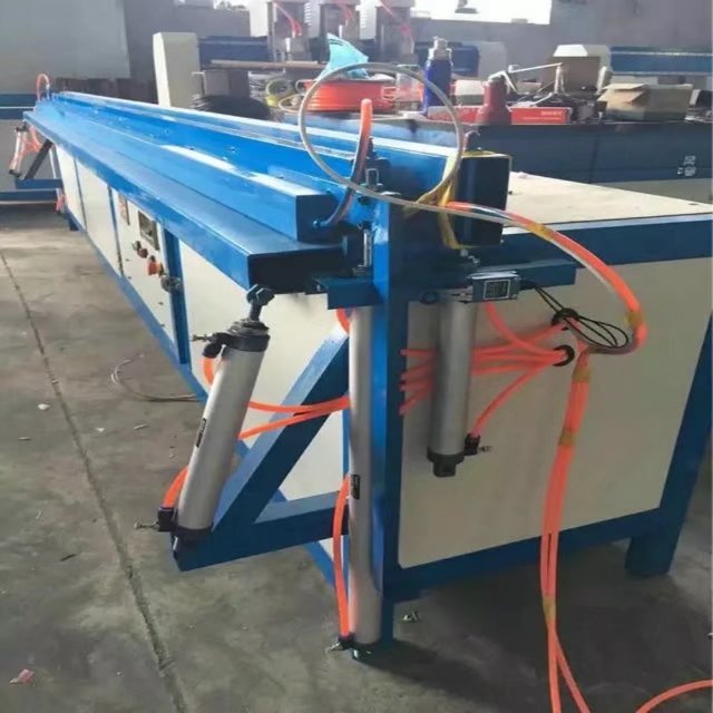 大城縣振大機械廠 生產(chǎn)最新型亞克力板折彎機，價格實惠