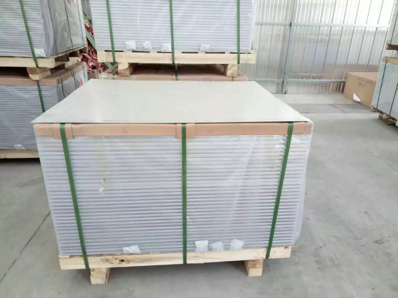 5052合金鋁板、機(jī)電產(chǎn)品用鋁板