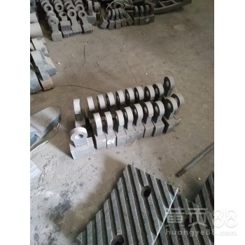 高鉻方錘頭.合金耐磨錘頭、高鉻耐磨錘頭、破碎機錘頭