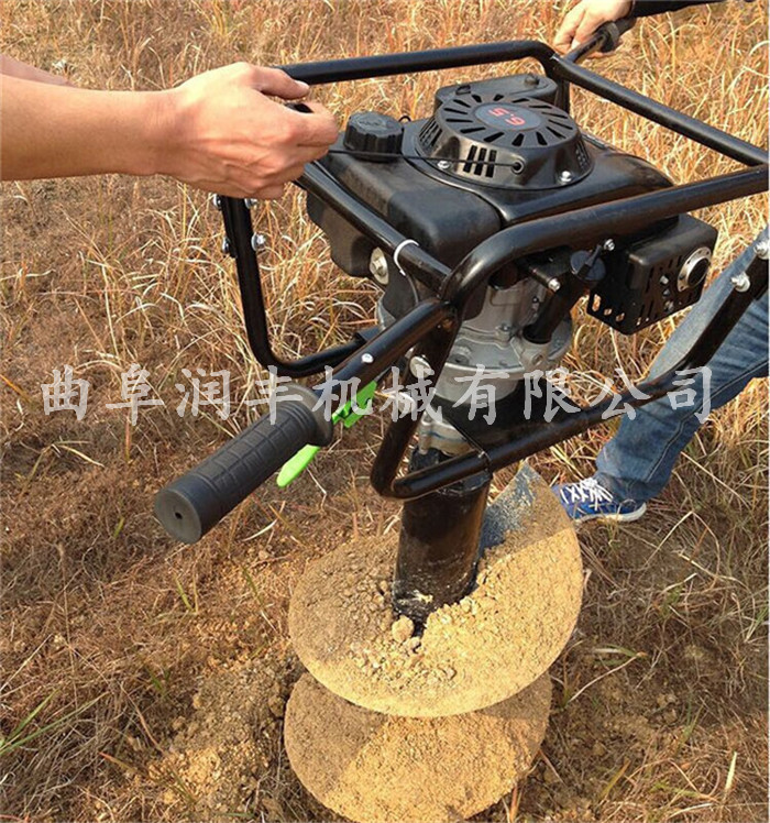 植樹種樹挖坑機(jī) 小四輪帶動(dòng)楊樹栽樹挖坑機(jī)