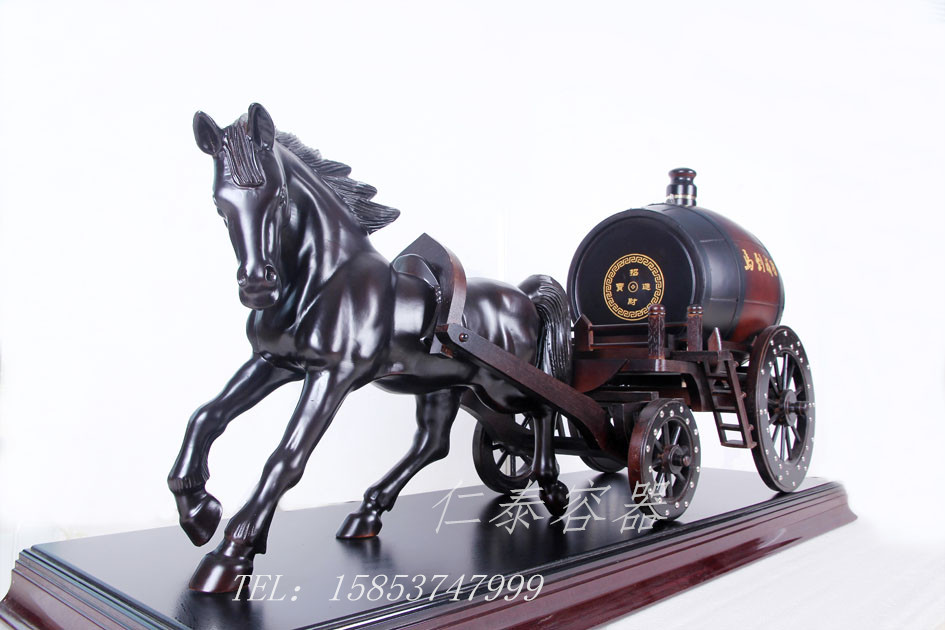 優(yōu)質(zhì)供應(yīng)馬拉車橡木桶廠家