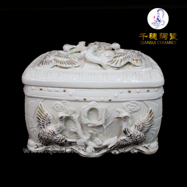 景德鎮(zhèn)存放架骨灰盒生產(chǎn)廠家 存放架骨灰盒批發(fā)價錢 款式