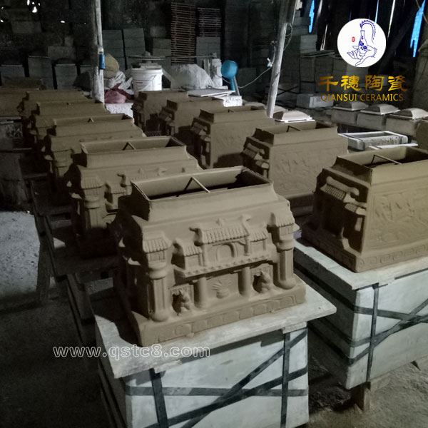 景德鎮(zhèn)骨灰盒價錢 質(zhì)量款式 圖片 陶瓷骨灰盒廠家