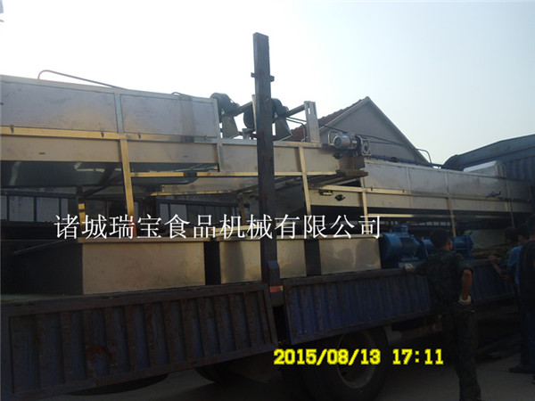 直通式洗箱機(jī) 全自動不銹鋼四道噴淋消毒型 周轉(zhuǎn)箱清洗機(jī)