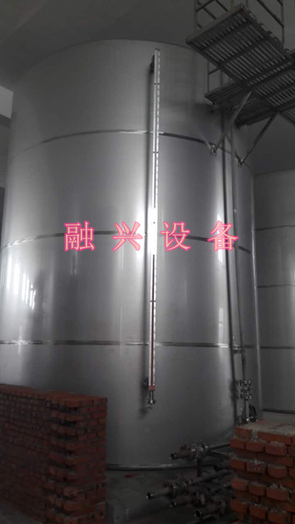 安徽現(xiàn)場加工不銹鋼儲存罐廠家 立式20噸儲酒罐價(jià)格