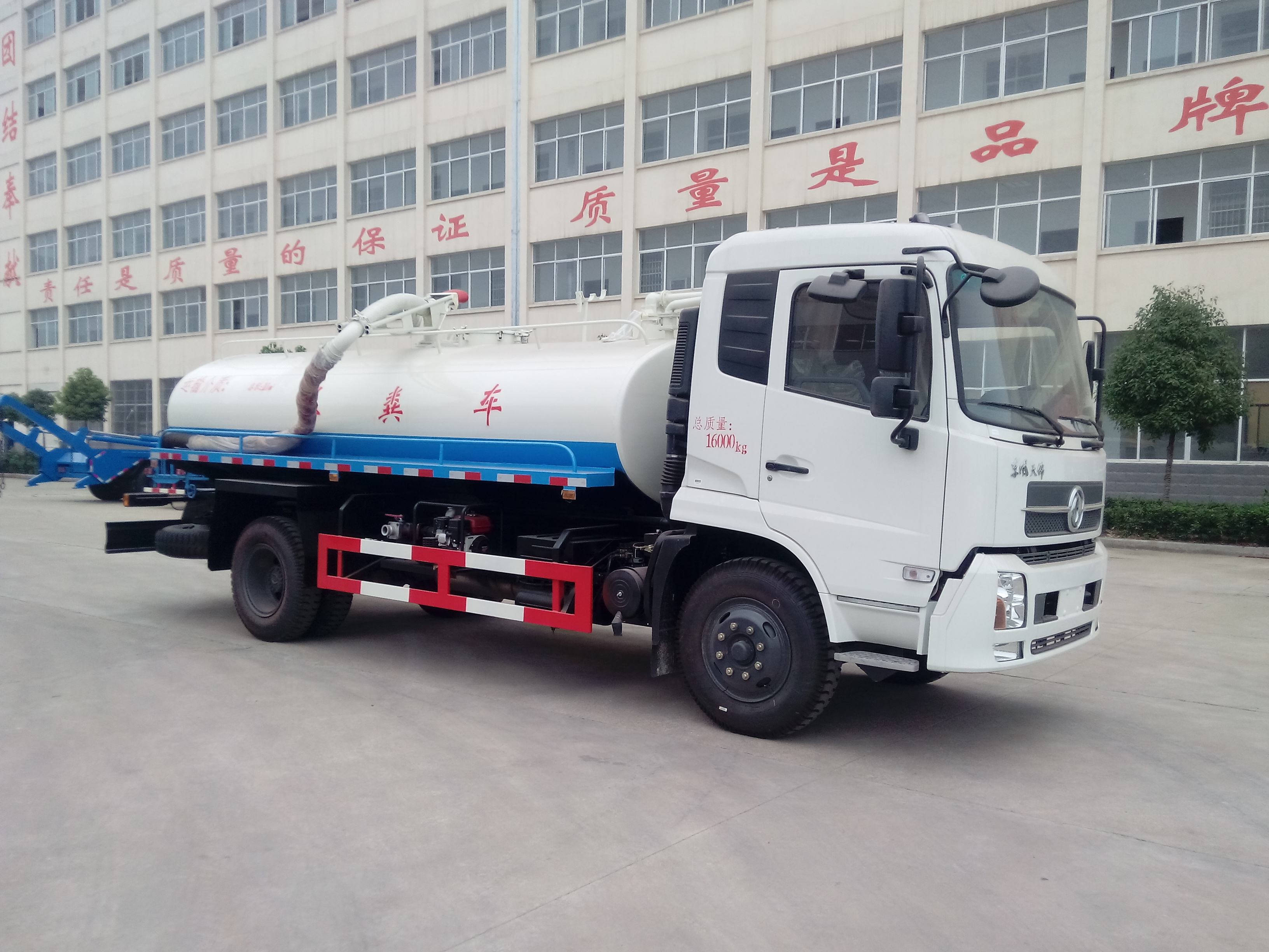 二手吸糞車 改裝吸糞車報(bào)價(jià)是多少