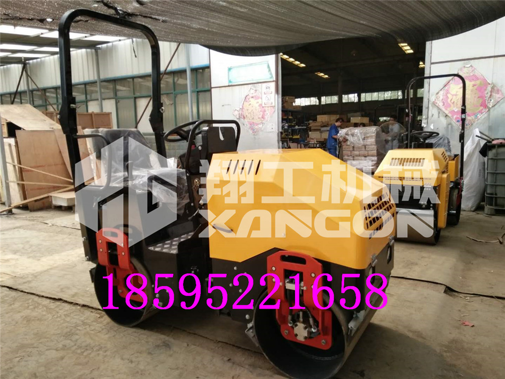 2噸駕駛壓路機(jī)廠家熱銷(xiāo)