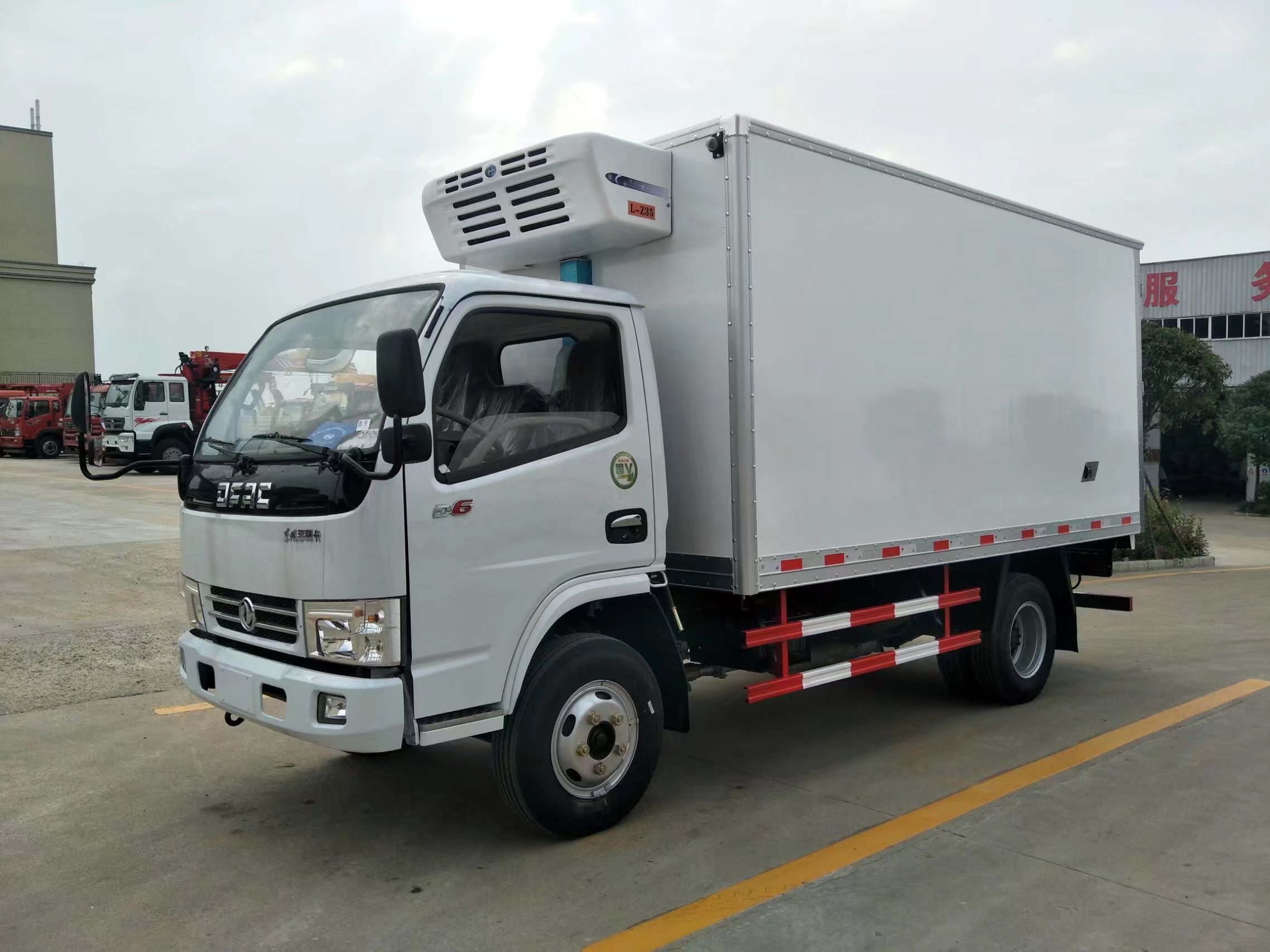 靈璧縣3立方吸糞車_3立方吸糞車價(jià)格_優(yōu)質(zhì)3立方吸糞車