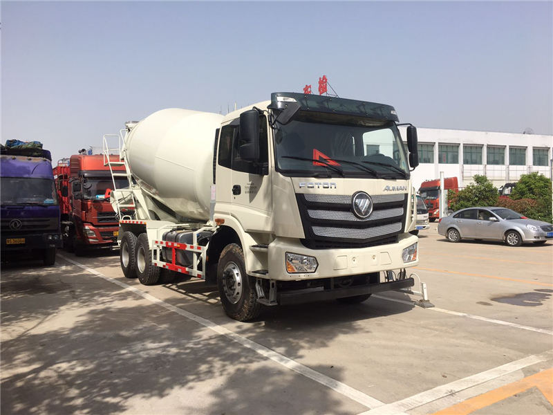 福田歐曼12方混凝土攪拌車首付12萬提現(xiàn)車