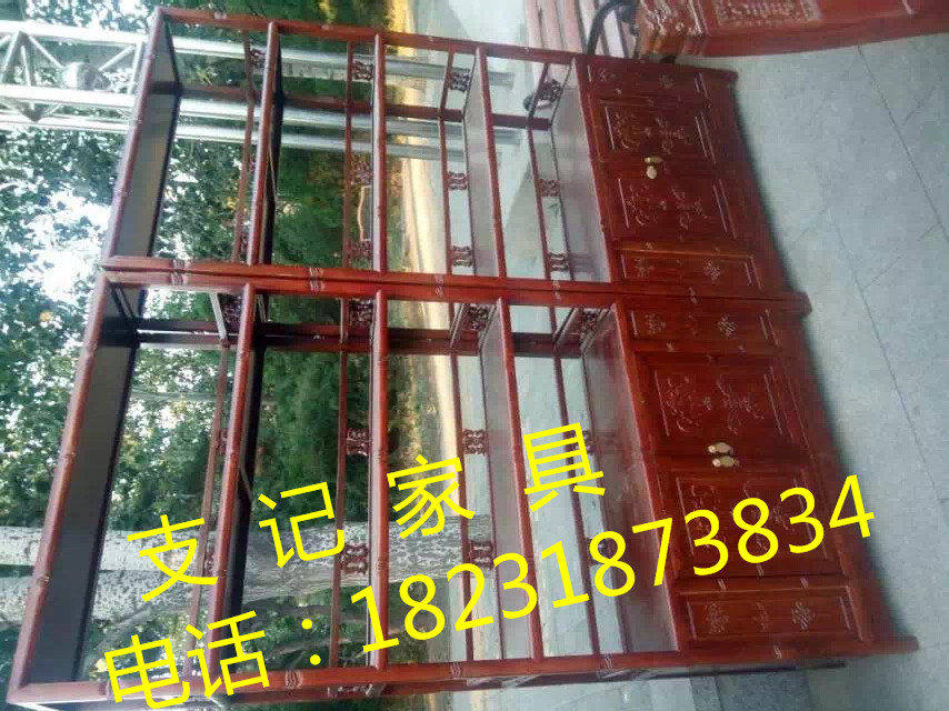 萊蕪實(shí)木國學(xué)桌實(shí)木、圖片、廠家直銷