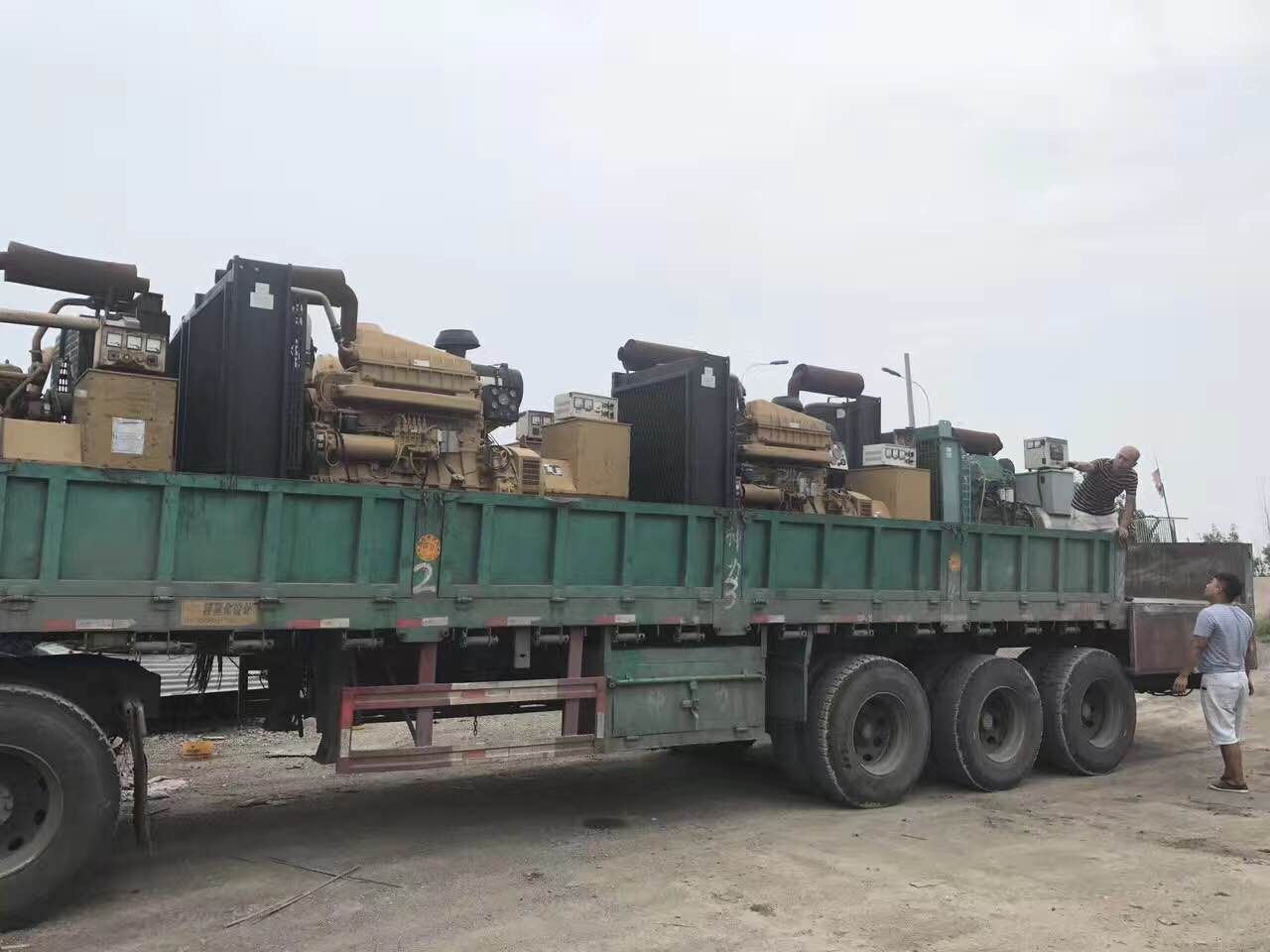武漢二手發(fā)電機(jī) 武漢二手柴油發(fā)電機(jī)買(mǎi)賣(mài)出租銷(xiāo)售