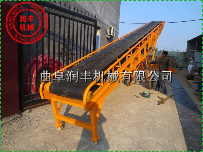 潤豐皮帶輸送機(jī) 箱裝物料輸送機(jī)尺寸