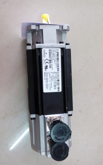 CONTROL TECHNIQUES 伺服電機(jī) 115U2D200CACAA11