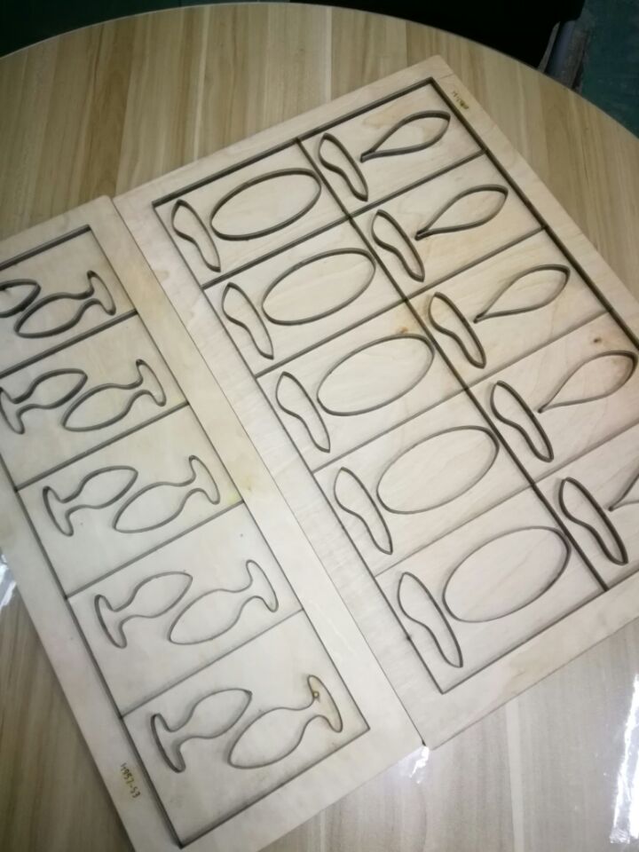 供應吸塑刀模等各類刀模,專業(yè)快速