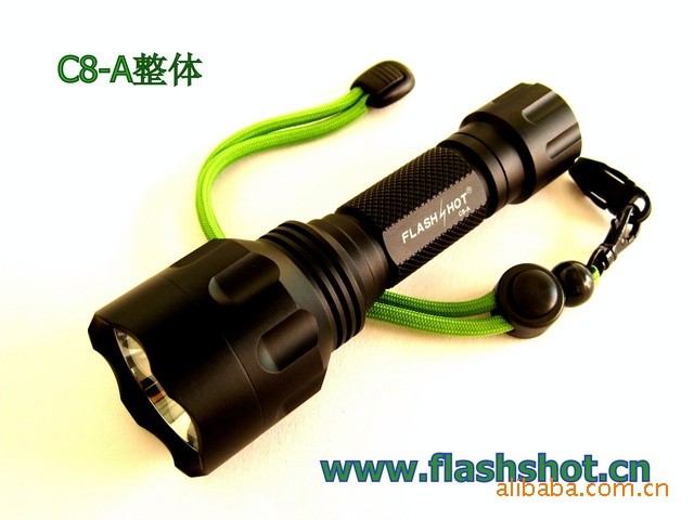 提供“鋁合金三級硬氧大功率LED手電筒、強光手電筒”貼牌加工
