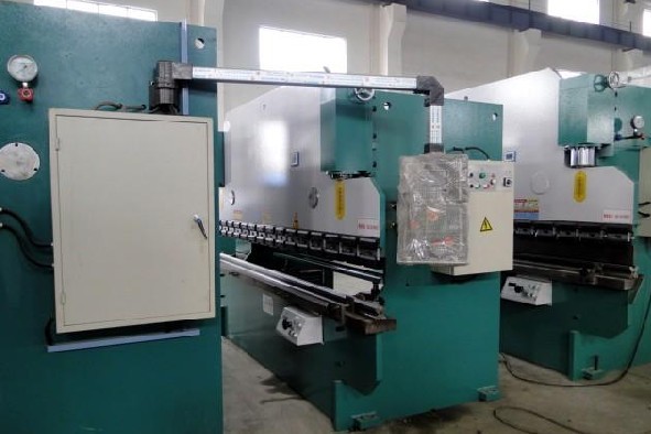 江西125噸沖床價格，九江125噸4米折彎機(jī)價格
