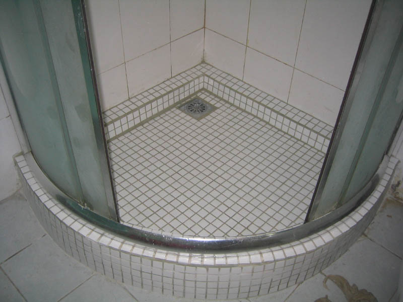 上海閔行莘莊工業(yè)園衛(wèi)生間做防水補漏 莘莊廚房做防水 莘莊淋浴房防水補漏工程