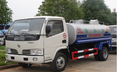 湖北程力灑水車 灑水車價(jià)格合理 求購(gòu)灑水車