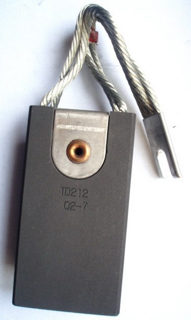 TD212電機碳刷 TD212電機碳刷參數(shù) TD212電機碳刷廠家