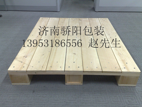 濰坊化工行業(yè)專用木托盤塑料托盤，濰坊地區(qū)最大的托盤生產(chǎn)企業(yè)